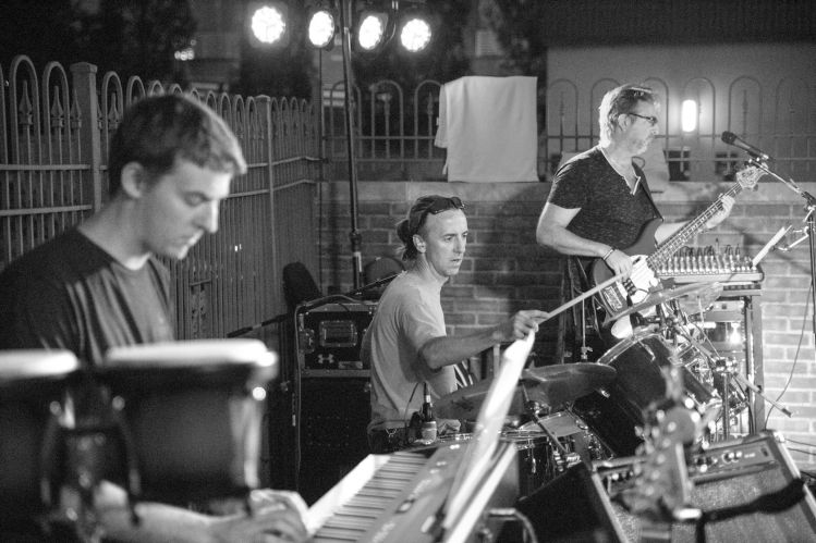 Sgt Prestons 2019 as a guest musician for the DeLoreans